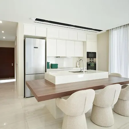 La Maison Luxury 2br Retreat In Nicosia شقة *