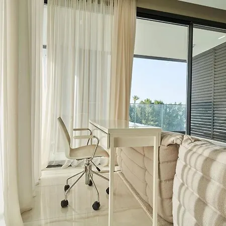 شقة La Maison Luxury 2br Retreat In Nicosia Engomi