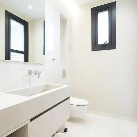 La Maison Luxury 2br Retreat In Nicosia Apartman