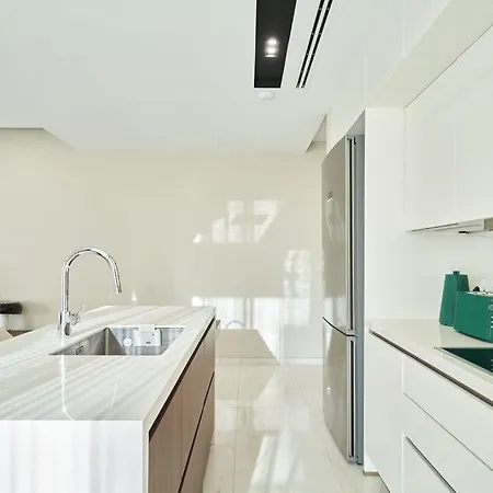 La Maison Luxury 2br Retreat In Nicosia Engomi