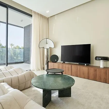 La Maison Luxury 2br Retreat In Nicosia Engomi