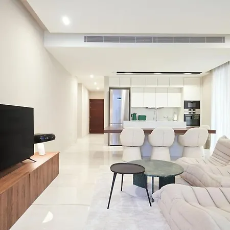 La Maison Luxury 2br Retreat In Nicosia *